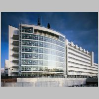Richard Meier, Canal+ Headquarters, Paris, (1988-1992) photo on architecture-history.org.png